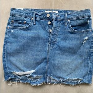 Mother denim skirt.  The vagabond mini fray.  Size 28.  Excellent condition.